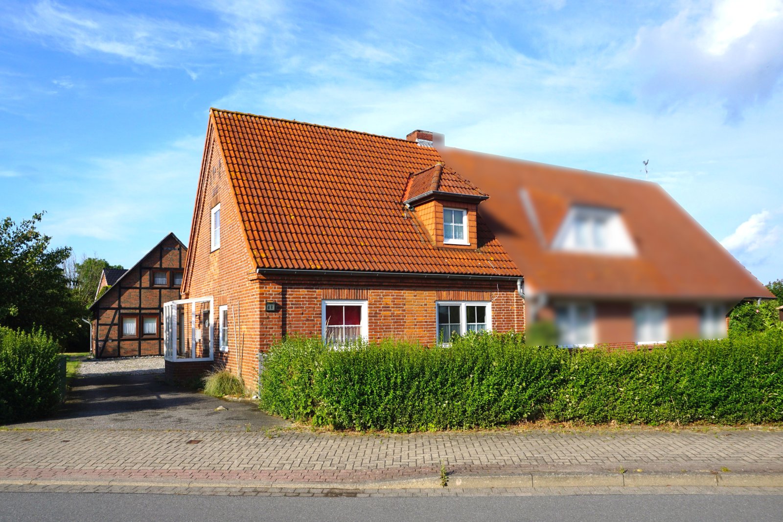 Behrensdorf an der Ostsee: Solides Wohnhaus, wohnähnliches Nebengebäude und Bauland Behrensdorf an der Ostsee: Solides Wohnhaus, wohnähnliches Nebengebäude und Bauland